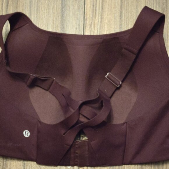 770. Lululemon Bra Burgundy Maroon Sports Bra Size 40D - Picture 4 of 7
